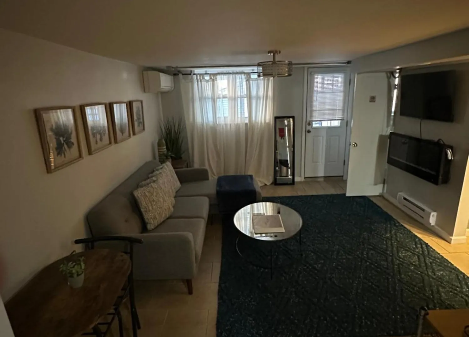 Morris Park Area Apartment New York United States